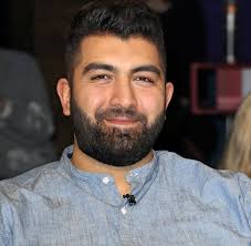 Jetzt verrät er seinen trick. Faisal Kawusi Zdf Fernsehgarten Ladt Comedian Aus Welt