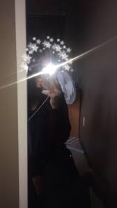 Aesthetic Grunge Mirror Black And White Mirror Selfie With Flash Pinterest Roheenkalkat Fotografcilik Eglenceli Anlar Kitap