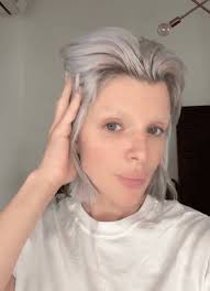 Julia Fox Chopped Her Own Hair Into a Bob for Winter