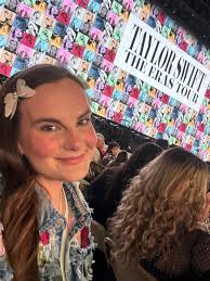 Sharing exception (part 2) In case you need more visuals and/or because  part 1 wasn't enough reason to shop. 😁 ALSO 🧐 lowcutconnie.com has had a  makeover. Check it out. #merch