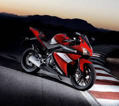 Check the reviews, specs, color and other recommended yamaha motorcycle in priceprice.com. Yamaha Yzf R125 Price June 2021