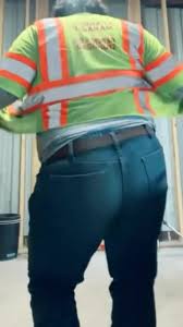 Gordo nalgon bailando moviendo bien las nalgas - ThisVid.com