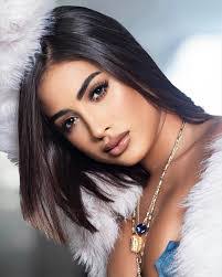 Kevin Erazo's Instagram, Twitter & Facebook