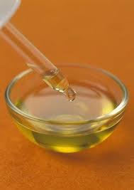 Les Huiles Essentielles De A A Z Huiles Essentielles Produits Cosmetiques Naturels Guide Huiles Essentielles