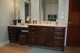 Pin By Kristina Kinlaw On Home Bathroom With Makeup Vanity Master Bathroom Vanity House Bathroom