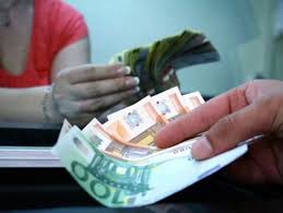 The page provides the exchange rate of 200 russian ruble (rub) to euro (eur), sale and conversion rate. 200 De Lei Pentru 950 De Euro