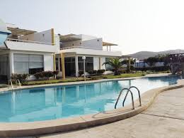 La casa se levanta sobre un terreno cuya área aproximada es de 1. Vacation Home Casa De Playa Asia Chocalla Asia Peru Booking Com
