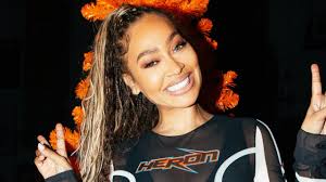 Miley Cyrus Sends Sweet Message to Las Vegas Shooting Survivor: 'I Am  Thinking About You All the Time'