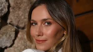 Carmen Steffens feat Renata Kuerten