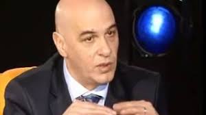 Profesorul a transformat o clădire în paragină în actuala clinică de neurochirurgie vasculară de la bagdasar arseni, unică în ţară, cu bani primiţi de la banca mondială, de la sponsori, dar şi din buzunarul său. Medicul Stefan Florian Din Cluj A Devenit Unul Din Cei Mai Buni Neurochirurgi Ai Lumii DupÄ Ce A Fost Ales Vicepresedinte Al FederaÅ£iei Mondiale A SocietÄÅ£ilor De Neurochirurgie Cluju Ro