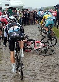 Simon yates and julian alaphilippe both won two stages. Tdf 2014 Stage 5 Jurgen Vandenbroeck Chute Sur Les Paves Photo Credit C Bettini Photo Cyclisme France 5 Courses