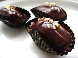 Bahan a 225 gm butter 125 gm gula kastor 1 biji. Resepi Biskut Raya Terkini Resepi Almond London Keluarga