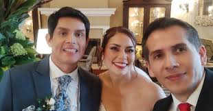 Jonathan & Sphenanie: UN AMOR QUE MERECÍA SER LEYENDA! 💍❤️🥂💐✨ Hoy no  celebramos solo una unión, ¡celebramos un cuento hecho realidad!🌟 Desde la  "ceremonia de las arenas" donde mezclaron sueños, risas y