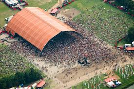 Of or relating to a lowland. Komt Er Nog Een Lowlands 2021 Soms Ben Ik Bang Dat Dit Het Einde Van De Festivalcultuur Is Dronten Destentor Nl