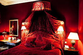 Royal Red Bedrooms Google Search Luxurious Bedrooms Bedroom Red Royal Bedroom