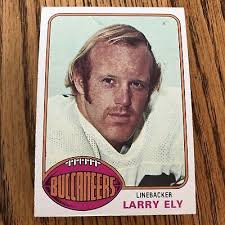 1976 TOPPS LARRY ELY #243 TAMPA BAY BUCCANEERS FOOTBALL CARD ORIGINAL  MEMBER