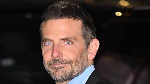 Bradley Cooper Leaves 'Maestro' Event After Called By School Nurse About  Daughter Lea : r/popculturechat