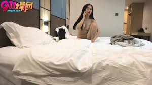 探花大神酒店约炮东北少妇风韵犹存的老江湖小伙根本把持不住- EPORNER