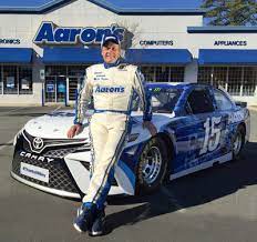 Waltrip will only race in one event in 2017. Aaron S Longtime Racing Partner Nascar Legend Michael Waltrip Announces Final Race At Daytona 500