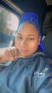 In the truck 😬 VS out the truck ☺️