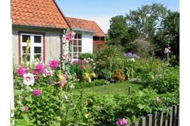 Das Kleine Rote In Prerow Ab 60 Pro Objekt Nacht Buchen Sie Dieses Ferienhaus Fur Bis Zu 2 Personen In Der Ferienhaus Darss Ostsee Urlaub Ferienhaus Ferien