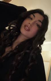 Melissa Marocco's Instagram, Twitter & Facebook