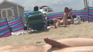 Dickflash beach cumshot reactions - Videos - CFNM Toob
