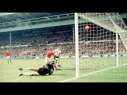 Televisadeportes.com transmite el juego inglaterra vs alemania en memorables mundialistas. Momento Mundial Inglaterra Gano Su Mundial Con Gol Fantasma Ante Alemania Youtube
