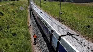 Marseille to bordeaux by train the train journey time between marseille and bordeaux is around 6h and covers a distance of around 679 km. Des Tgv Sur La Ligne Intercites Bordeaux Marseille Ca Changera Quoi
