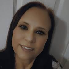 What are good pricing strategies for custom shirts, sweatshirts, and  hoodies?