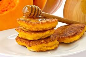 Mini Pancakes A La Puree De Citrouille Une Recette De Regalez Bebe Puree Citrouille Recette Citrouille Recette
