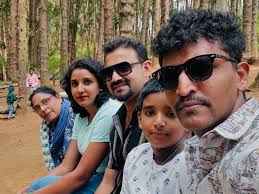 𝑺𝒂𝒄𝒉𝒊𝒏 𝑱𝒐𝒉𝒏  (@_momzboi) • Instagram photos and videos