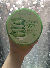 Is It Hot In Here Or Is It Just Me 32 Things For Anyone Who S Always Always Hot Hot 10 Things Aloe Vera