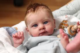 Here are more beautiful photos of the Vian prototypes, masterfully reborn  by Veronica Lale 😍 I'm truly impressed