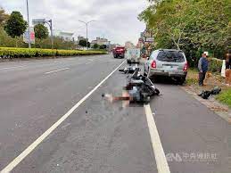 我昨天發生了車禍。 msc, trad.我昨天发生了车祸。 msc, simp. wǒ zuótiān fāshēng le chēhuò. å°1ç·šæ°'é›„æ®µæ­»äº¡è»Šç¦å¥³é¨Žå£«é­è²¨è»Šè¼¾æ–ƒ ç¤¾æœƒ ä¸­å¤®ç¤¾cna