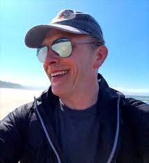 Robert Sunderman's Instagram, Twitter & Facebook