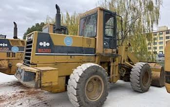 Komatsu W40 Wheel Loader