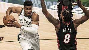 Последние твиты от milwaukee bucks (@bucks). Nba Playoffs 2021 Antetokounmpo And The Bucks Record Blowout Win Over The Heat To Take 2 0 Lead Marca