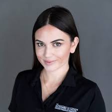 Clarissa Goddard's Instagram, Twitter & Facebook