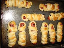 Pin Von Christina Moreno Auf Halloween Essen Fur Babyparty Grusel Essen Kinderparty Essen