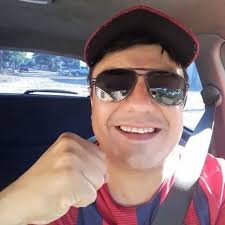 Erica Mello (@eri_mello)