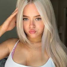 charlotte (@charl.jones)