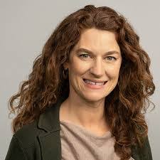 Mai Wright's Instagram, Twitter & Facebook