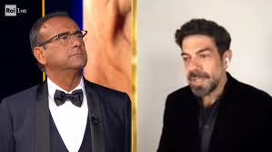 È fratello del critico piergiorgio bellocchio e padre dell'attore pier giorgio bellocchio. David Di Donatello 2020 Favino Trionfa E La Moglie Lo Travolge Di Baci