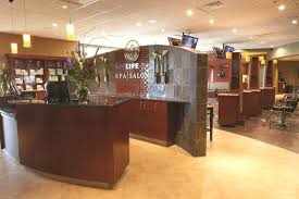 Quality, affordable women's hairstyles and men's haircuts from hairstyle ideas and product tips to the latest looks and hair trends, get the advice and information you need before heading to the salon. 21 Of Las Vegas Best Hair Salons For A Cut And Color Racked Vegas