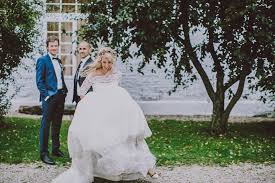 Gut Sedlbrunn Hochzeit Unterm Walnussbaum Hochzeitswahn Sei Inspiriert Hochzeit Hochzeitswahn Hochzeitsmusik