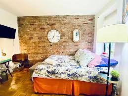 Check spelling or type a new query. Times Square Manhattan Private Room In 2 Bedroom Apartment New York Aktualisierte Preise Fur 2021