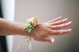 Blumenarmband Trauzeugin Y Hochzeit Anna Und Dominik Armband Hochzeit Blumen Armband Armband Trauzeugin