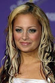 17 Beauty Commandments All 2000s Girls Followed Hair Hair Evolution 2000s Makeup