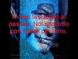 Davide rossi, attore, è nato il 24 aprile del 1986 (toro) dall'unione del vasco rossi è diventato nonno due volte: Vasco Rossi Frasi Celebri Di Vasco Rossi Youtube